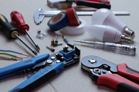 gallery/electrician-3087536_1920